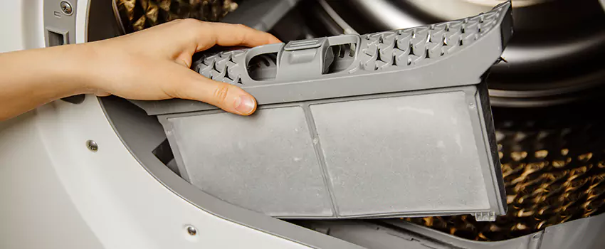 Signs Of A Clogged Dryer Lint Trap in Laurel, Maryland